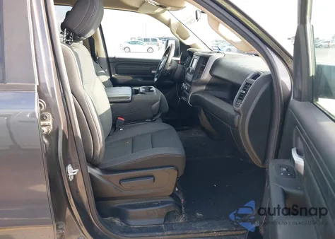 2019 Ram 1500 Tradesman 4X4 5'7 Box из США, поврежденный, VIN 1C6SRFGT4KN560666